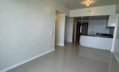For Sale: Sea view 2BR in Mandani Bay Cebu