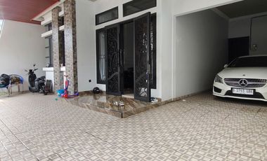 Rumah siap huni full furnish di komplek duren sawit jakarta timur