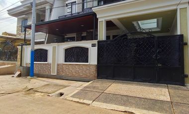 Rumah siap huni full furnish di komplek duren sawit jakarta timur