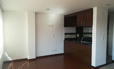 ARRIENDO APARTAMENTO DUPLEX FRENTE A UNICENTRO