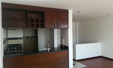 ARRIENDO APARTAMENTO DUPLEX FRENTE A UNICENTRO