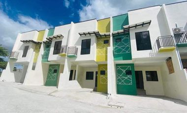 3-Storey Nest Peak Subdivision Ponte Verde Cupang - Marikina with Overlooking View