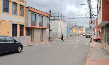 ARRIENDO CASA PARA ENTIDAD O COLEGIO BARRIO LAS NIEVES