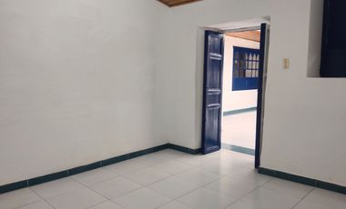 ARRIENDO CASA PARA ENTIDAD O COLEGIO BARRIO LAS NIEVES