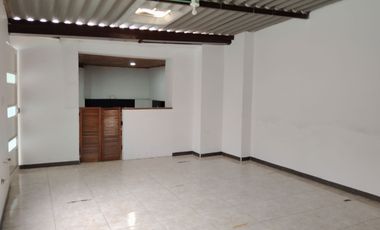 ARRIENDO CASA PARA ENTIDAD O COLEGIO BARRIO LAS NIEVES