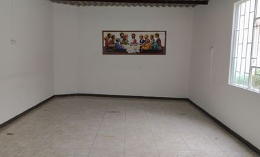 ARRIENDO CASA PARA ENTIDAD O COLEGIO BARRIO LAS NIEVES