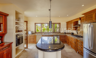 Se Vende Obra maestra de la Riviera Oaxaqueña: Villa de 60 m frente al mar en una comunidad privada cerrada
