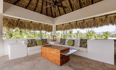 Se Vende Obra maestra de la Riviera Oaxaqueña: Villa de 60 m frente al mar en una comunidad privada cerrada