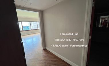 4BR Rockwell Center Rizal Tower with 3 parking slots For Bidding!