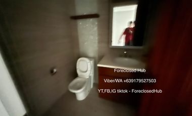 4BR Rockwell Center Rizal Tower with 3 parking slots For Bidding!