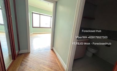 4BR Rockwell Center Rizal Tower with 3 parking slots For Bidding!