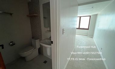 4BR Rockwell Center Rizal Tower with 3 parking slots For Bidding!