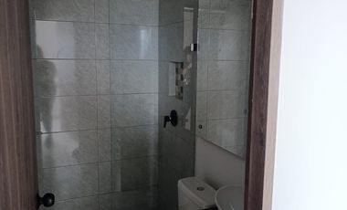 APARTAMENTO EN ARRIENDO CON MUY BUENA UBICACION Y ZONA DEGRAN DESARROLLO