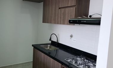 APARTAMENTO EN ARRIENDO CON MUY BUENA UBICACION Y ZONA DEGRAN DESARROLLO