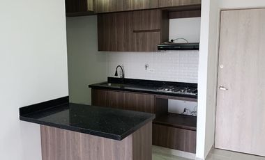 APARTAMENTO EN ARRIENDO CON MUY BUENA UBICACION Y ZONA DEGRAN DESARROLLO