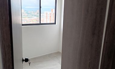 APARTAMENTO EN ARRIENDO CON MUY BUENA UBICACION Y ZONA DEGRAN DESARROLLO