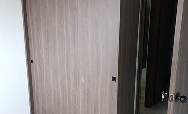 APARTAMENTO EN ARRIENDO CON MUY BUENA UBICACION Y ZONA DEGRAN DESARROLLO