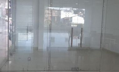 LOCAL COMERCIAL EN ARRIENDO EN ZONA DE GRAN DESARROLLO