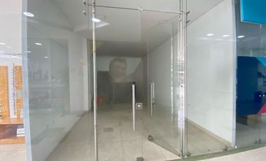 LOCAL COMERCIAL EN ARRIENDO EN ZONA DE GRAN DESARROLLO