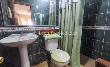 Leon Propiedades vende sitio con casa y un departamento en sector Lo Águila, Curacaví.