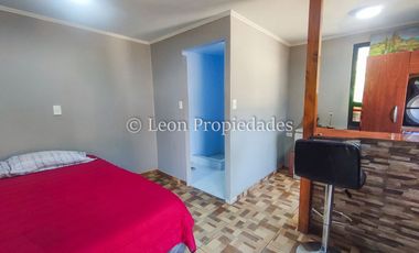 Leon Propiedades vende sitio con casa y un departamento en sector Lo Águila, Curacaví.