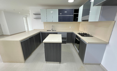 amplio apartamento en el barrio caudal a la venta