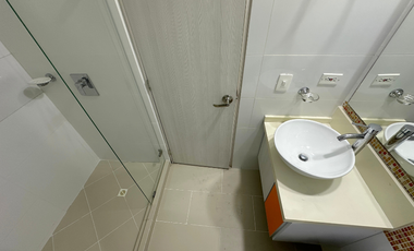 amplio apartamento en el barrio caudal a la venta