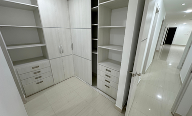 amplio apartamento en el barrio caudal a la venta