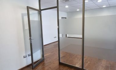 Se arrienda amplia y moderna oficina ubicado en el 6 piso del EDIFICIO CENTRO PLAZA, COCHRANE 635, CONCEPCION