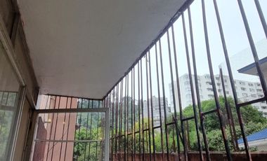 DEPTO 4DORMITORIOS, 2 BAÑOS, 1 ESTACIONAMIENTO COMPARTIDO, GASTOS COMUNES INCLUIDOS