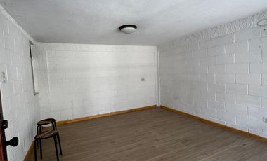 SE VENDE CASA EN EL PALOMAR