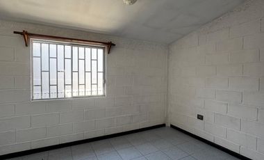 SE VENDE CASA EN EL PALOMAR