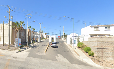 CASA EN REMATE, EN AV SAN ANTONIO RESIDENCIAL VALLE DEL SUR