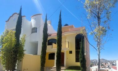 CASA AMUEBLADA EN RENTA VILLAS DEL TEPOZAN ZACATECAS ZAC