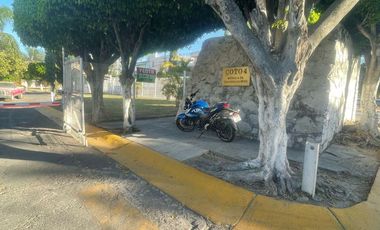 Casa en Venta; Fracc. Revolución en Tlaquepaque, Jalisco.
