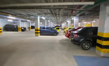 SE VENDE LOCAL CENTRO COMERCIAL LA FLORDIA SHOPPING
