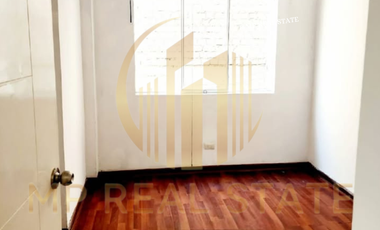 DEPARTAMENTO FRENTE A PARQUE EN LOS CEDROS DE VILLA