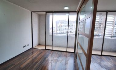 En Venta Departamento 2300 UF, Cercano A Metro Santa Isabel