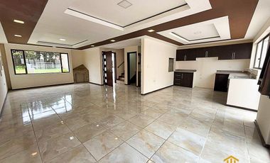 Hermosa Casa de 4 habitaciones sector Molinopamba