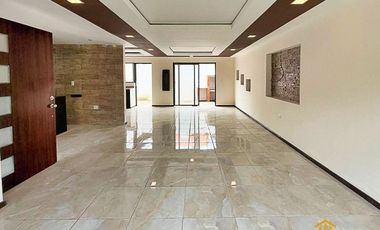 Hermosa Casa de 4 habitaciones sector Molinopamba