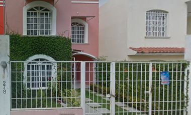 CASA EN VENTA EN COLONIA LOS PRESIDENTES, TUXTLA GUTIERREZ, CHIAPAS