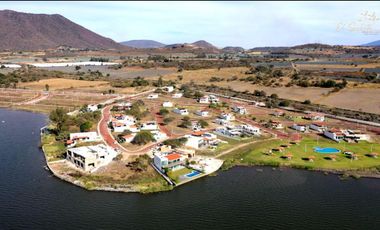 Se vende terreno en Acatlán de Juárez con vista al lago de Acatlán