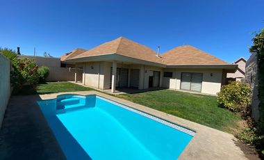 Se Vende casa en Condominio del Real II, Sector Residencial Jardin del Este, a pasos de camino a Coihueco y sector Quilamapu, comuna de Chillán