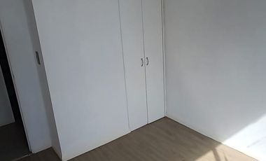 Venta de departamento cercano a estación de metro Plaza Chacabuco. Edificio Hipódromo Chile 1640 Piso 4  (2d 1b).