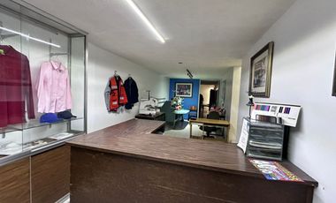 Local comercial / oficina o propiedad en Venta con uso comercial en Av. Industrias, Fracc. Valle Dorado.