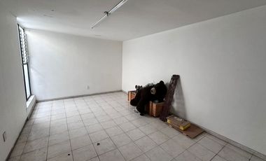 Local comercial / oficina o propiedad en Venta con uso comercial en Av. Industrias, Fracc. Valle Dorado.