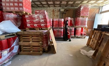 Renta bodega con punto de venta sobre av adolfo lópez mateos a unos pasos de av madero poniente