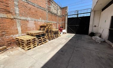 Renta bodega con punto de venta sobre av adolfo lópez mateos a unos pasos de av madero poniente