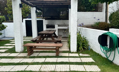 Se Vende Departamento 4 Dormitorios, 3 Baños 2 E Y 1 Bodega