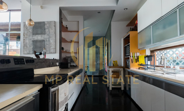 HERMOSA CASA AMOBLADA 1000M2 CON PISCINA EN LA ENCANTADA VILLA